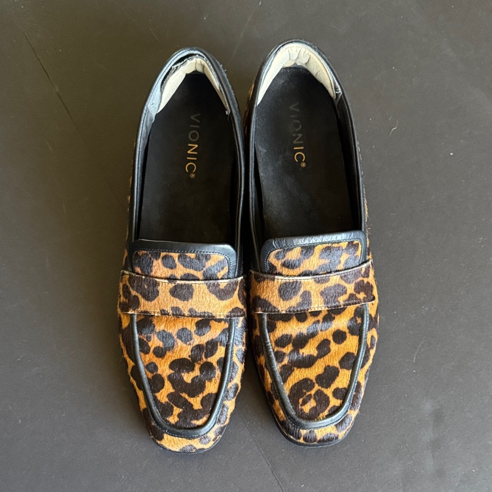 Vionic Women's Animal Print (Calf’s Hair) Loafers